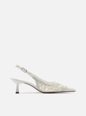 Scarpin Off-White Salto Fino Slingback Bordado