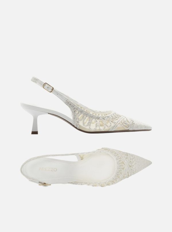Scarpin Off-White Salto Fino Slingback Bordado - Imagem 2
