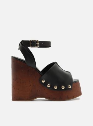 Sandália Preta Couro Plataforma Boho