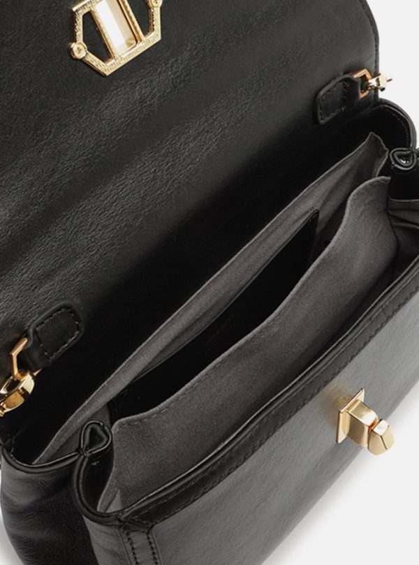 Bolsa Tiracolo Preta Couro Média Encaixe Metal - Imagem 3