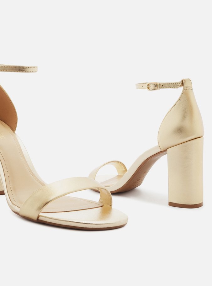 Sandália Metalizada Couro Salto Alto Bloco Isabelli - Imagem 2