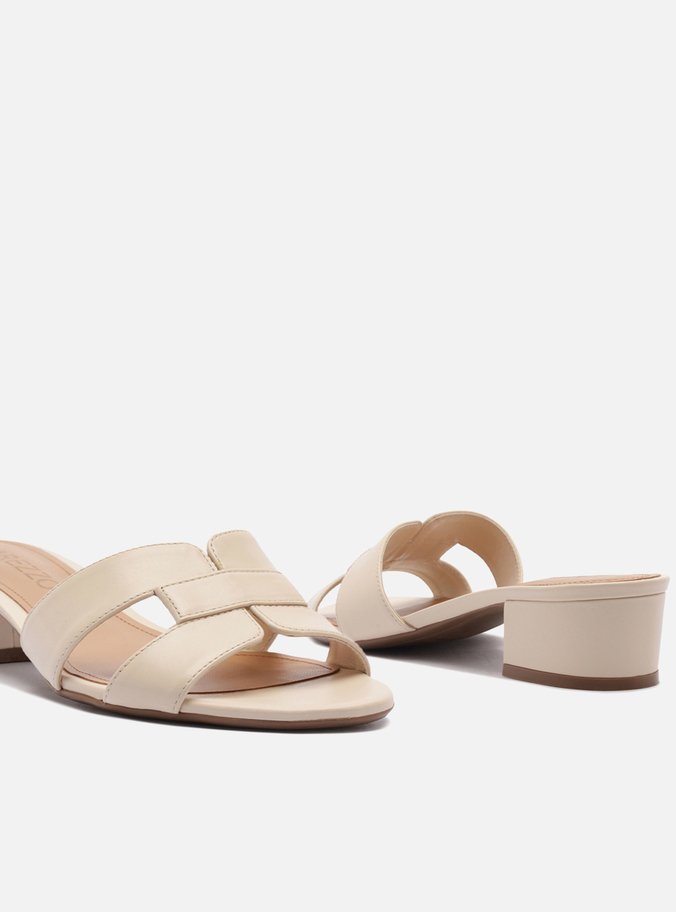 Mule Off White Couro Salto Bloco - Imagem 2