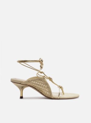 Sandália Dourada Salto Baixo Fino Bordado Amarração