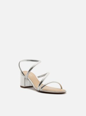 Sandália Prata Salto Bloco Tira Curva