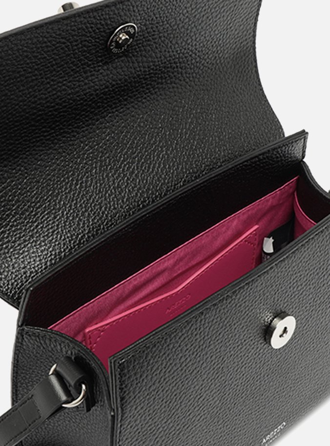 Bolsa Tiracolo Preta Pequena Detalhe Tiras Metal - Imagem 2