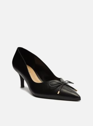 Scarpin Preto Couro Salto Médio Fino Laço