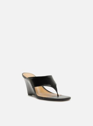 Sandália Preta Couro Salto Alto Anabela Tira Thong