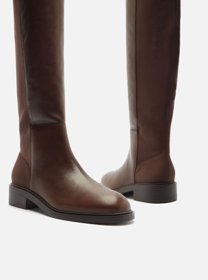 Bota Over The Knee Marrom Couro Salto Baixo Tecido - Imagem 3