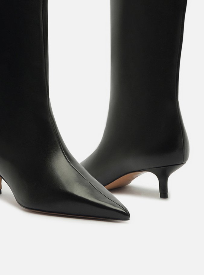 Bota Preta Couro Salto Kitten Cano Longo - Imagem 3