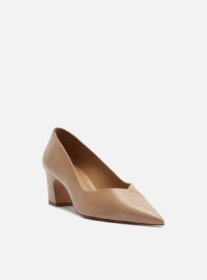 Scarpin Nude Couro Salto Bloco Médio