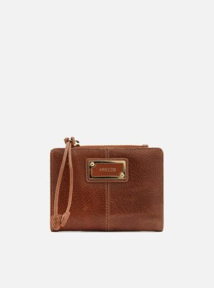 Carteira Marrom Couro Pequena Zíper Tag Metal